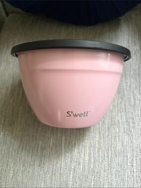 S'well Pink Insulated Bowl with Black Lid
